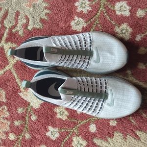 Nike phantom Flyknit women's 11